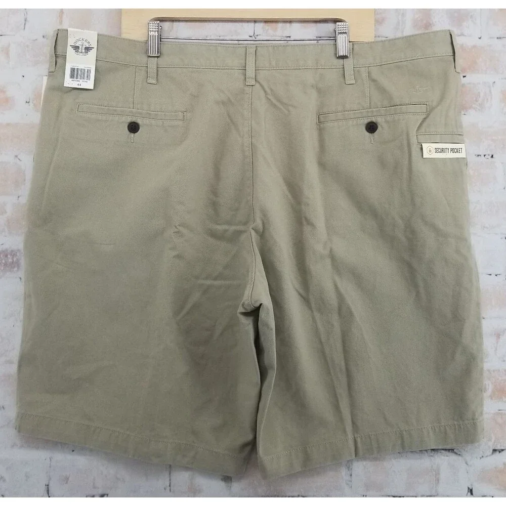 NWT Dockers Perfect Short Classic Fit Sand Dune Khaki Men's 44W x 10.5L